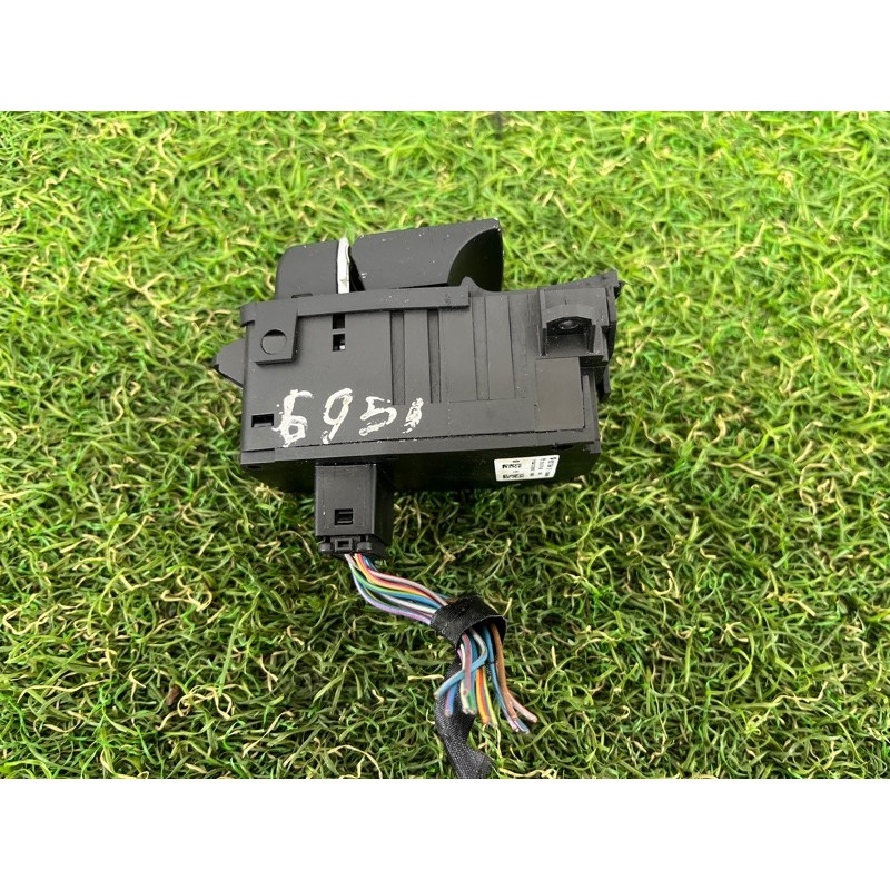 Кнопка стояночного тормоза (электрика / кнопки) BMW 5-series F10 2011 3.0 61319217594