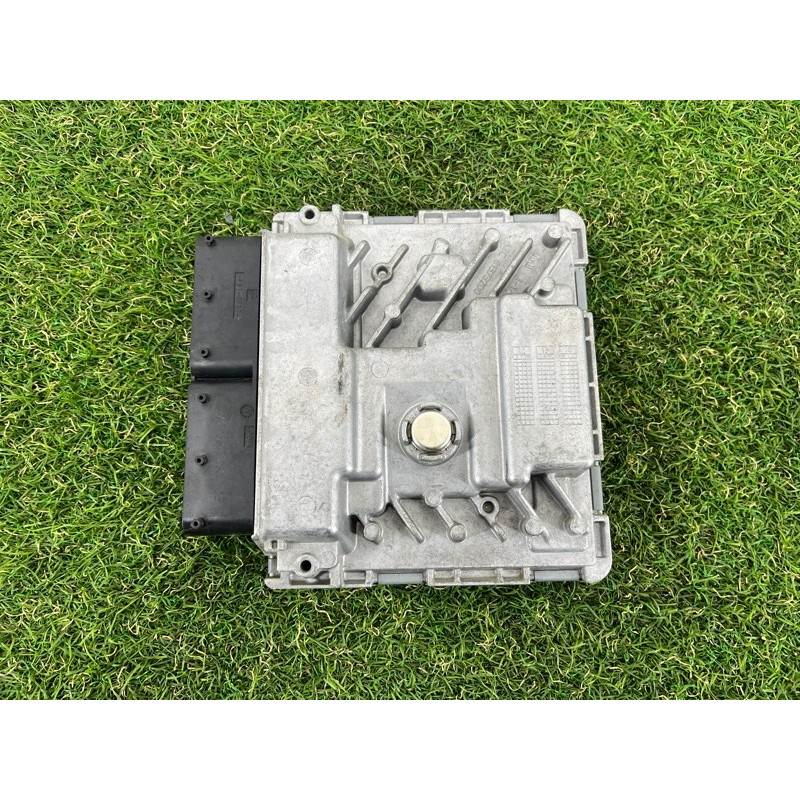 Блок управления двигателем (электрика / блок управления) AUDI A3 8V 2015 1.8 8V0906264D