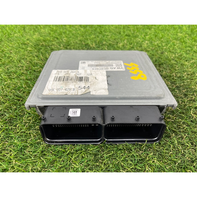 Блок управления двигателем (электрика / блок управления) AUDI A3 8V 2015 1.8 8V0906264D