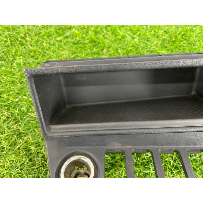 Накладка центральной консоли (салон) BMW 3-series E36 51161977231