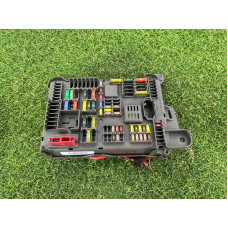 Блок предохранителей