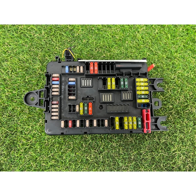 Блок запобіжників (електрика) BMW 2-series F22 2015 2.0 61149259466