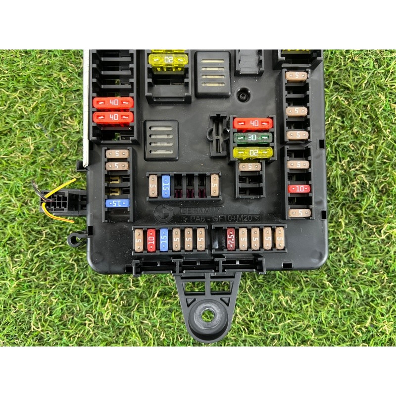 Блок запобіжників (електрика) BMW 2-series F22 2015 2.0 61149259466