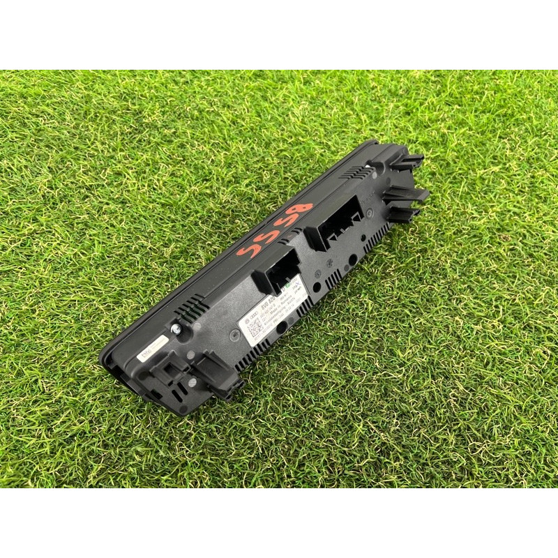 Блок управления климат-контролем (электрика / блок управления) AUDI A3 8V 2015 1.8 8V0820047DXHA