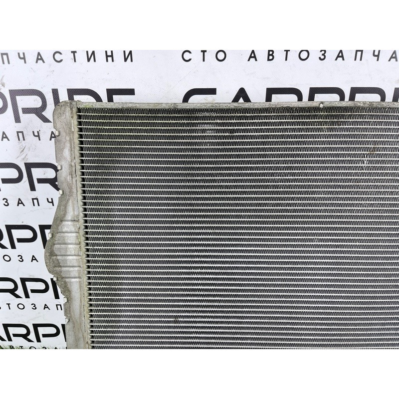 Радиатор охлаждения (система охлаждения) BMW 5-series F10 2011 3.0 17118669005