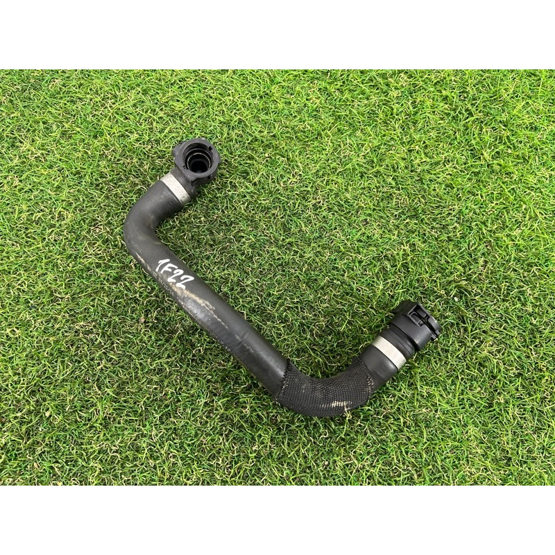 Патрубок (система охлаждения) BMW 2-series F22 2015 2.0 17127600554