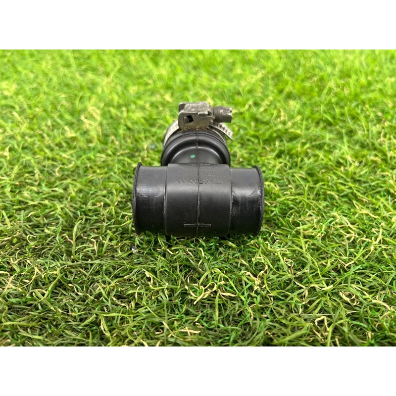 Патрубок (система охлаждения) AUDI A4 B6 2003 1.8 BFB 06A103247