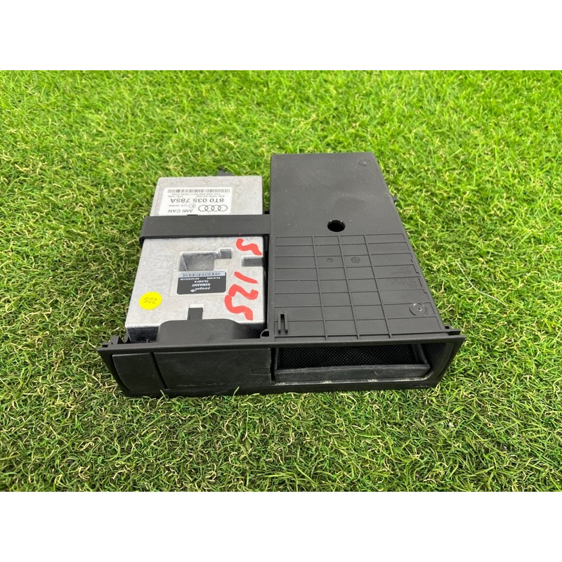 Блок управления интерфейсом (электрика / блоки управления) AUDI Q5 8R 2012 3.2 CALB 8T0035785A