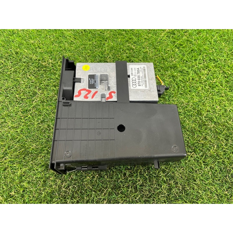 Блок управления интерфейсом (электрика / блоки управления) AUDI Q5 8R 2012 3.2 CALB 8T0035785A