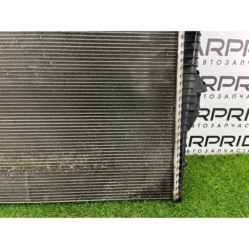 Радиатор охлаждения (система охлаждения) Volkswagen Touareg FL 2015 3.6 7P0121253A