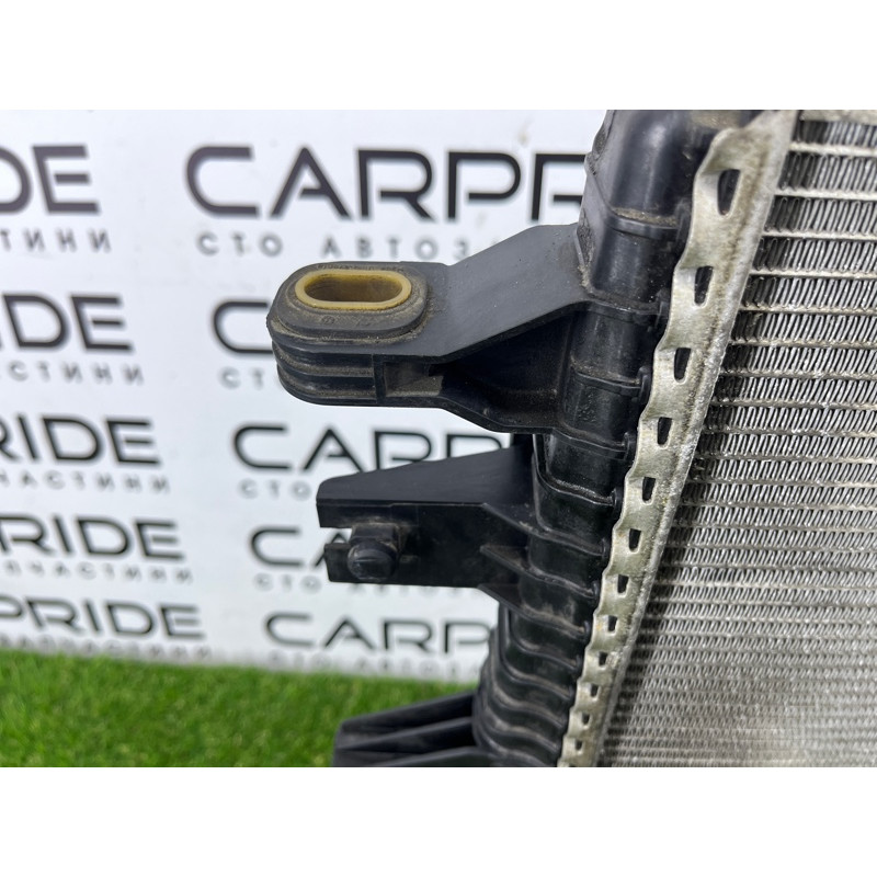 Радиатор охлаждения (система охлаждения) Volkswagen Touareg FL 2015 3.6 7P0121253A