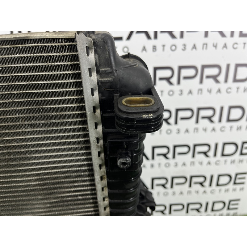 Радиатор охлаждения (система охлаждения) Volkswagen Touareg FL 2015 3.6 7P0121253A