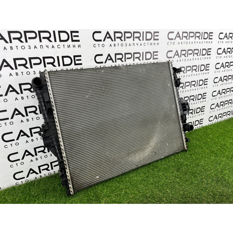 Радиатор охлаждения (система охлаждения) Volkswagen Touareg FL 2015 3.6 7P0121253A