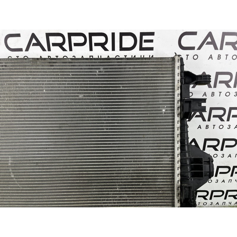 Радиатор охлаждения (система охлаждения) Volkswagen Touareg FL 2015 3.6 7P0121253A