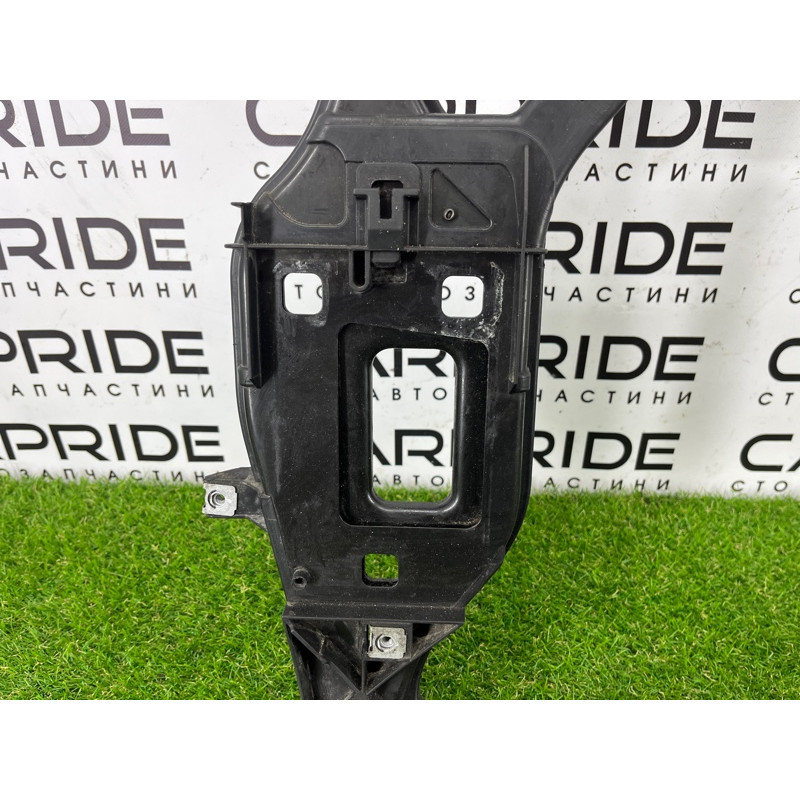 Телевизор (передняя часть кузова) (наружные элементы кузова) AUDI Q5 8R 2012 3.2 CALB 8R0805594B