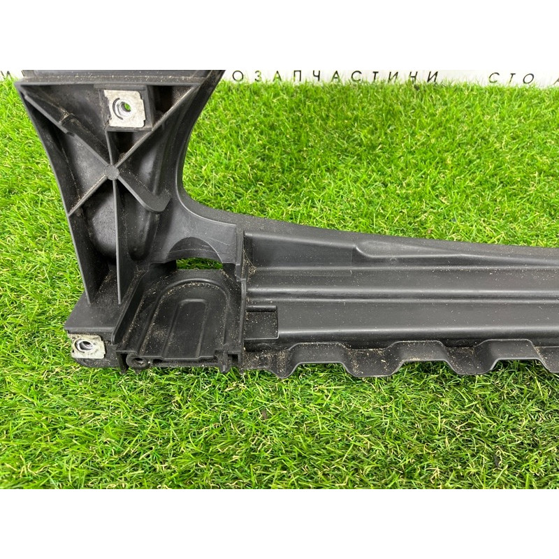 Телевизор (передняя часть кузова) (наружные элементы кузова) AUDI Q5 8R 2012 3.2 CALB 8R0805594B