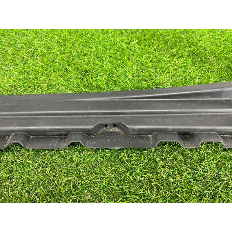 Телевизор (передняя часть кузова) (наружные элементы кузова) AUDI Q5 8R 2012 3.2 CALB 8R0805594B