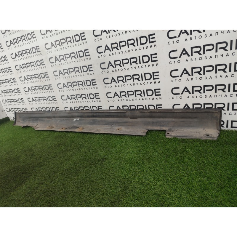 Накладка на порог (кузов и элементы) BMW 3-series E46 M43b18 51718209755