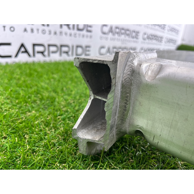 Підсилювач бампера (зовнішні елементи кузова) BMW 5-series G30 2017 2.0 B46B20 51127373851