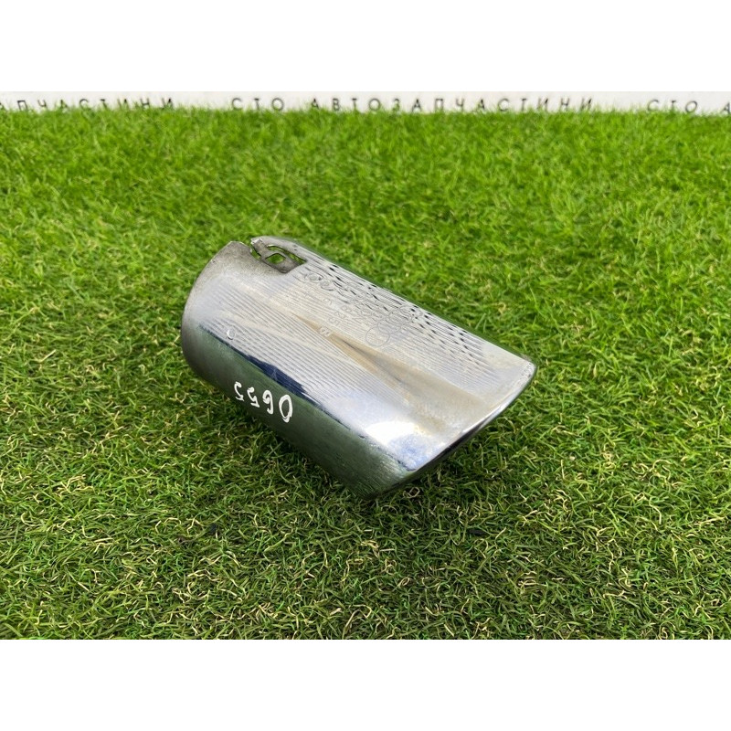 Насадка глушителя (выпускная система) AUDI A4 B9 2017 2.0 8W0071762