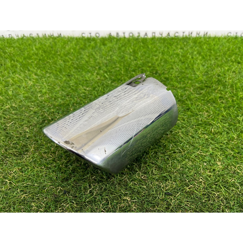 Насадка глушителя (выпускная система) AUDI A4 B9 2017 2.0 8W0071762