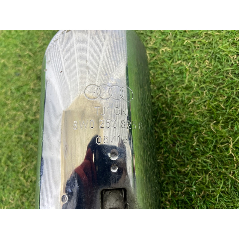 Насадка глушителя (выпускная система) AUDI A4 B9 2017 2.0 8W0071762