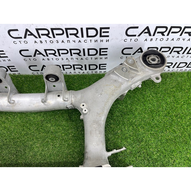 Подрамник (подвеска) BMW 5-series G30 2017 2.0 B46B20 33316861201