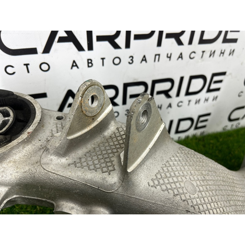 Подрамник (подвеска) BMW 5-series G30 2017 2.0 B46B20 33316861201