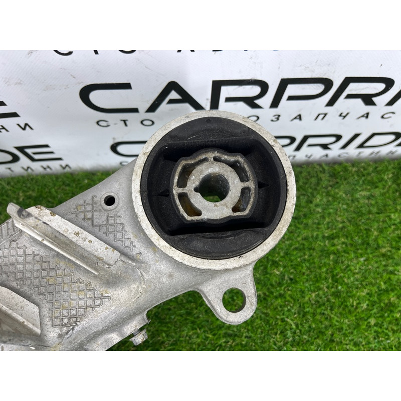 Подрамник (подвеска) BMW 5-series G30 2017 2.0 B46B20 33316861201