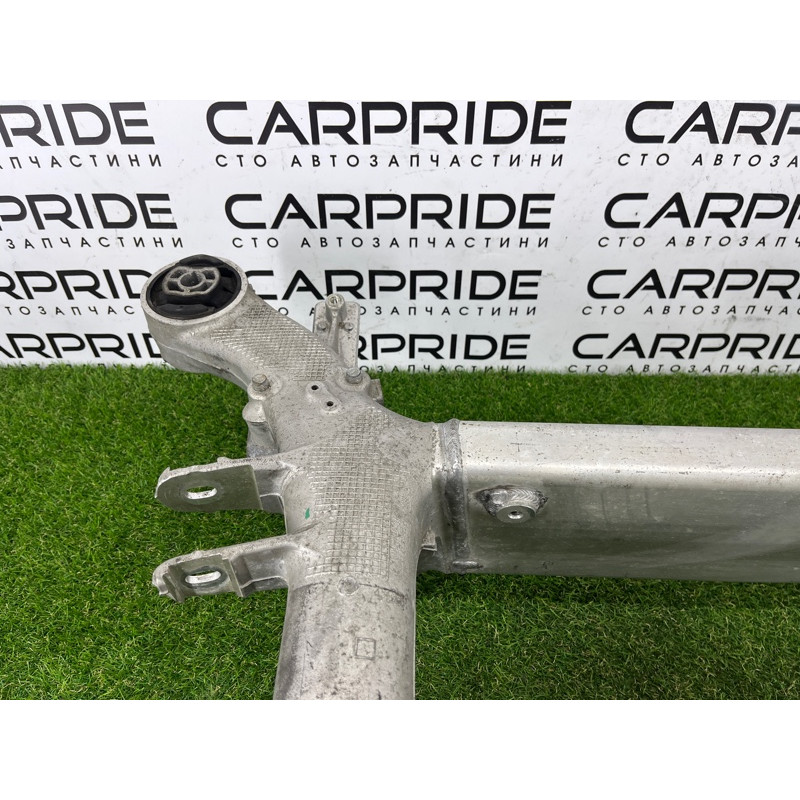 Подрамник (подвеска) BMW 5-series G30 2017 2.0 B46B20 33316861201