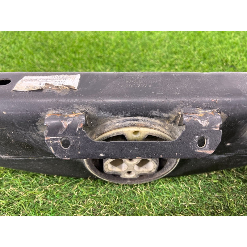 Кронштейн КПП (трансмиссия) Volkswagen Touareg FL 2015 3.6 7P0399225B