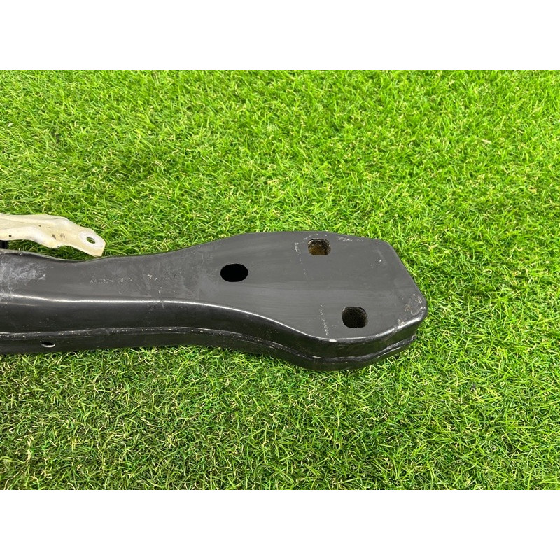 Кронштейн КПП (трансмиссия) Volkswagen Touareg FL 2015 3.6 7P0399225B