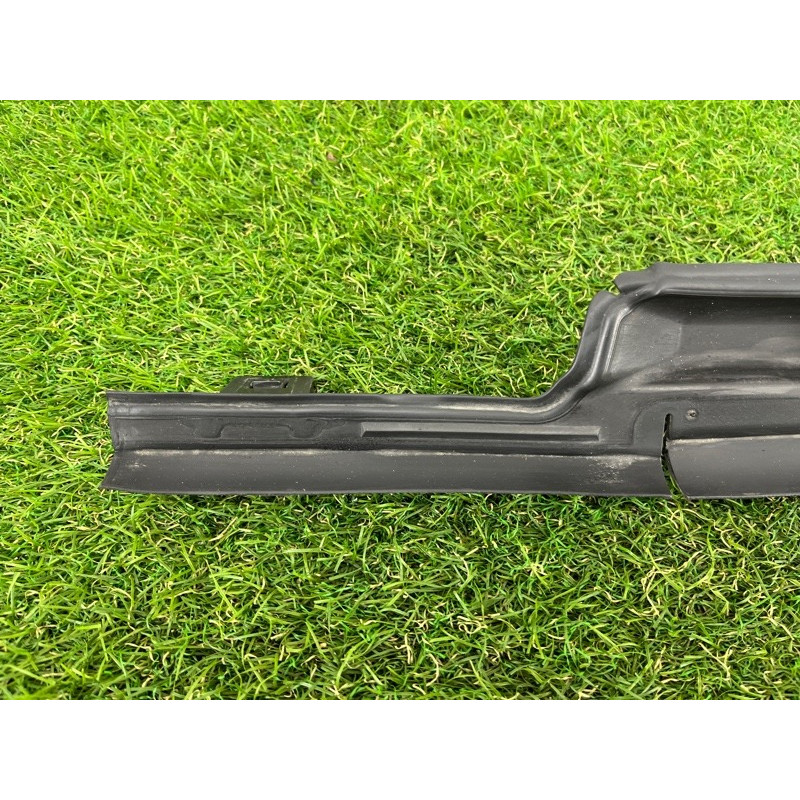 Повітропровід радіатора (кузов і елементи) AUDI Q5 8R 2012 3.2 CALB 8R0121292B