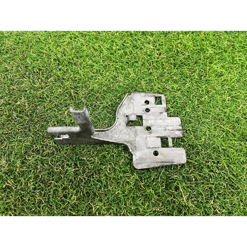 Кронштейн термостата (кронштейны двигателя) BMW 5-series F10 2011 3.0 11537580626