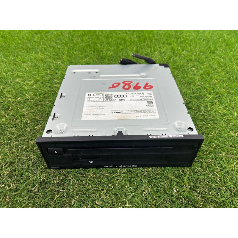 Блок управления мультимедиа (электрика / блок управления) AUDI A3 8V 2018 2.0 CZRA 8V1035878B