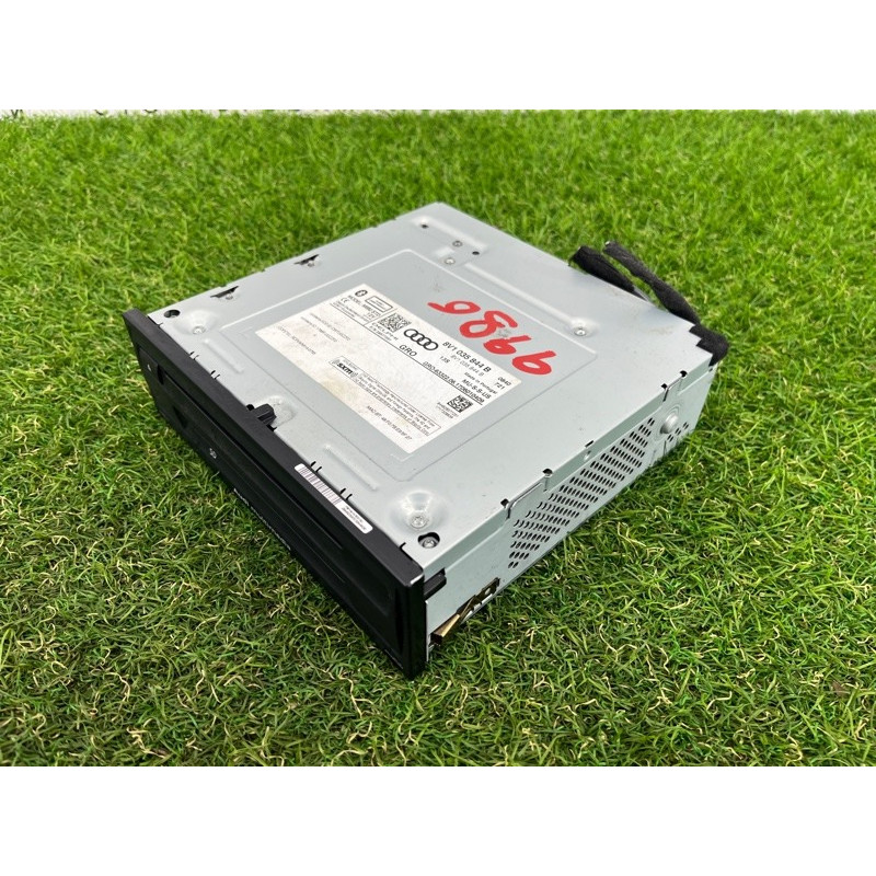 Блок управления мультимедиа (электрика / блок управления) AUDI A3 8V 2018 2.0 CZRA 8V1035878B