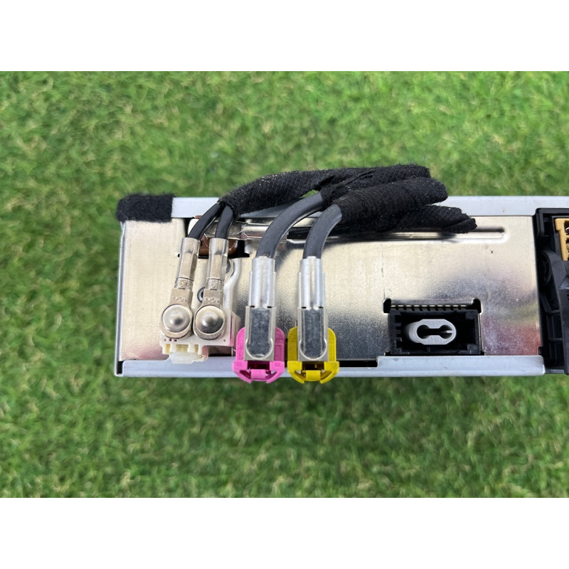 Блок управления мультимедиа (электрика / блок управления) AUDI A3 8V 2018 2.0 CZRA 8V1035878B