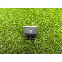 Кнопка стояночного тормоза