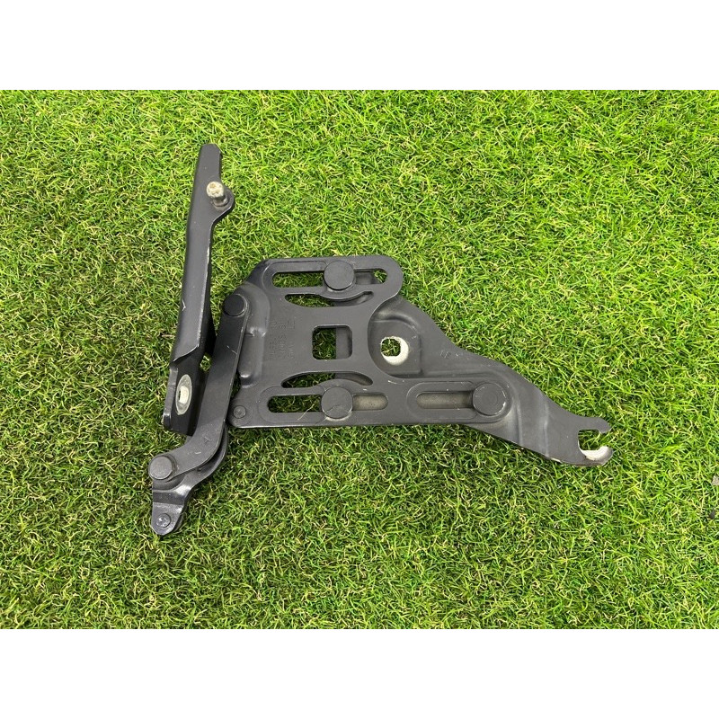 Петля капота (кузов і елементи) BMW X5 E70 2008 3.0 N52N 41007198617