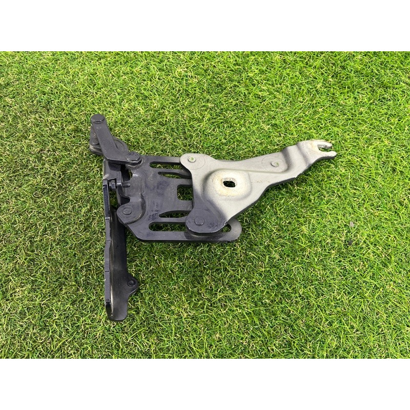 Петля капота (кузов і елементи) BMW X5 E70 2008 3.0 N52N 41007198617