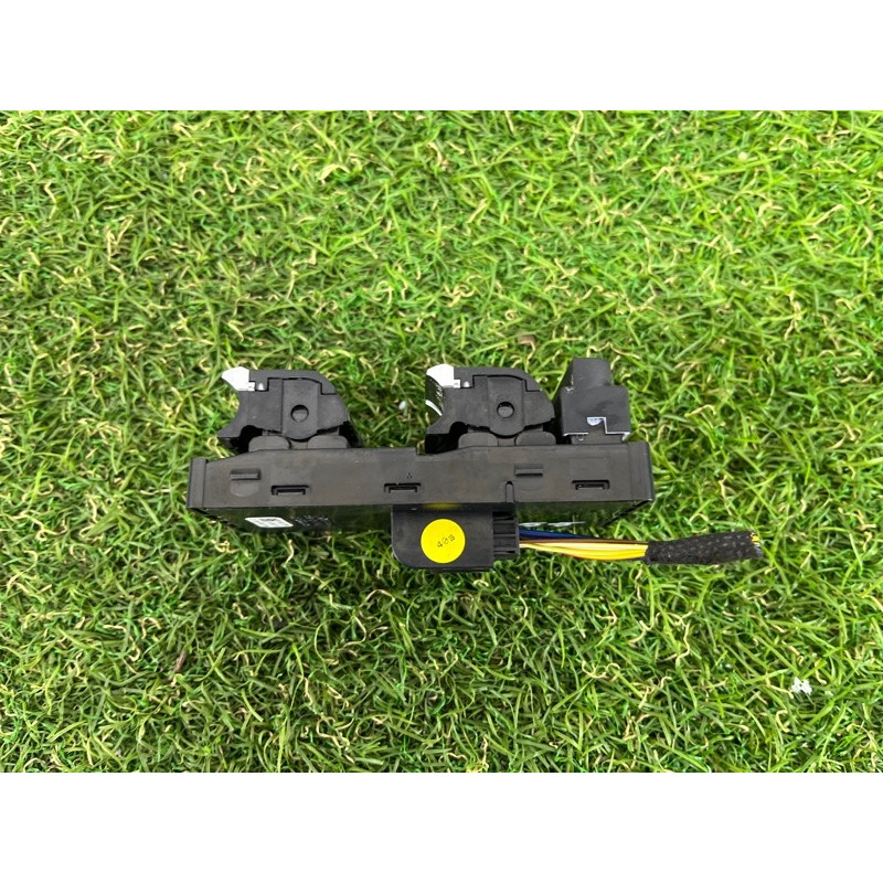 Блок кнопок стеклоподъемников (электрика / кнопки) AUDI A4 B9 2017 2.0 8W0959851E5PR