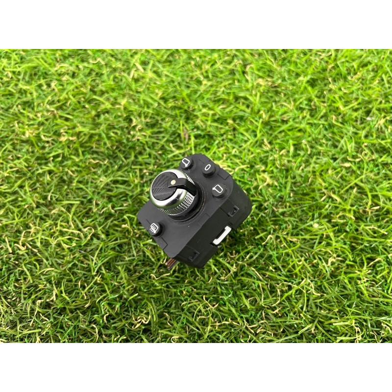 Кнопка регулировки зеркала (электрика / кнопки) AUDI A4 B9 2017 2.0 4M0959565P