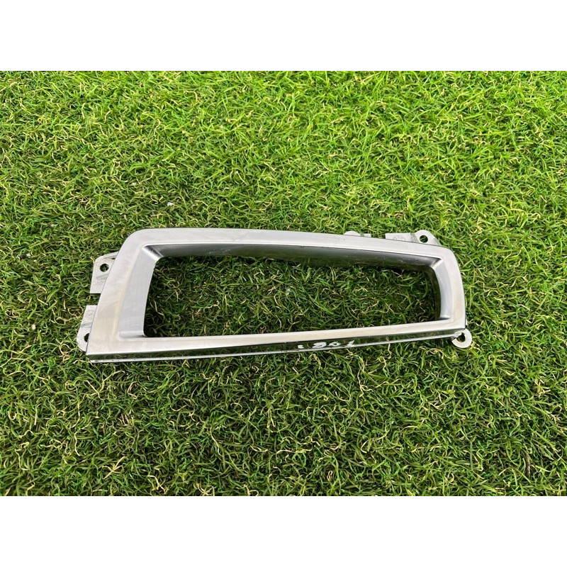 Декоративная накладка центральной консоли (салон) BMW X3 F25 2012 3.0 61319189064