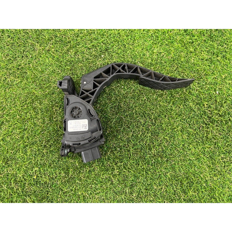 Педаль газа (электрика двигателя) AUDI Q5 8R 2012 3.2 CALB 8K1723523A