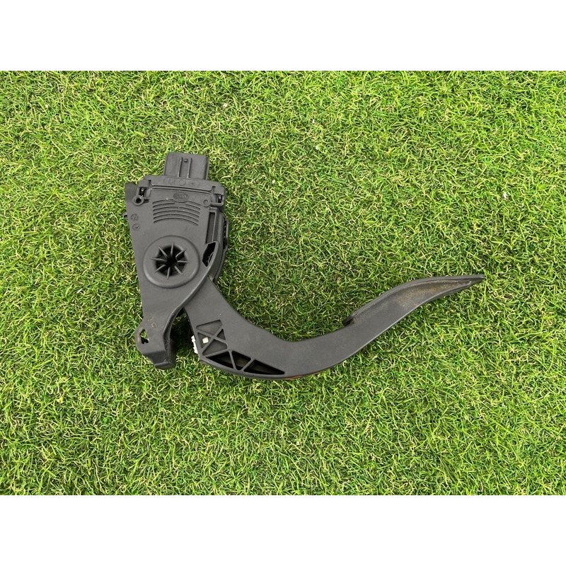 Педаль газа (электрика двигателя) AUDI Q5 8R 2012 3.2 CALB 8K1723523A