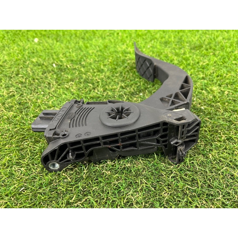 Педаль газа (электрика двигателя) AUDI Q5 8R 2012 3.2 CALB 8K1723523A