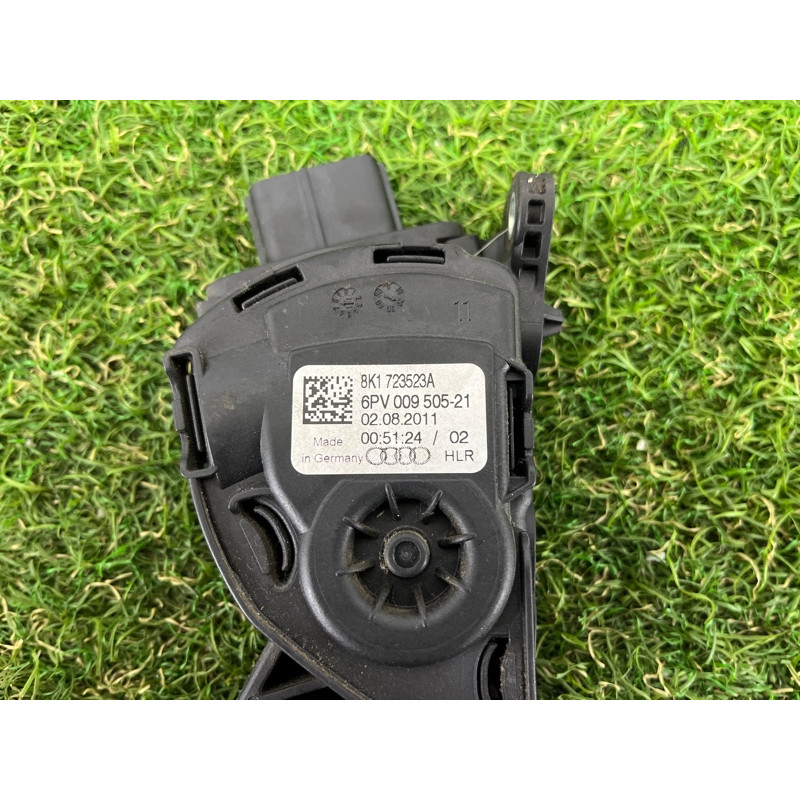 Педаль газа (электрика двигателя) AUDI Q5 8R 2012 3.2 CALB 8K1723523A
