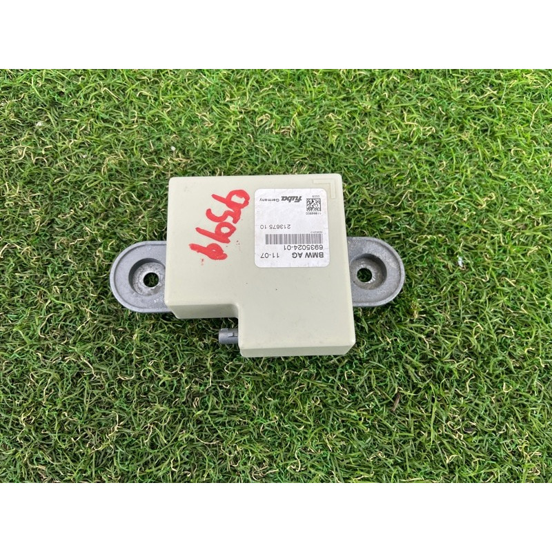 Усилитель антенны (электрика) BMW X5 E70 2008 3.0 N52N 65206935024