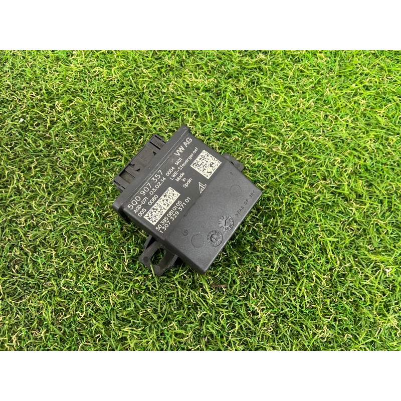 Блок управления корректором фар (электрика / блок управления) AUDI A3 8V 2018 2.0 CZRA 5Q0907357Z00