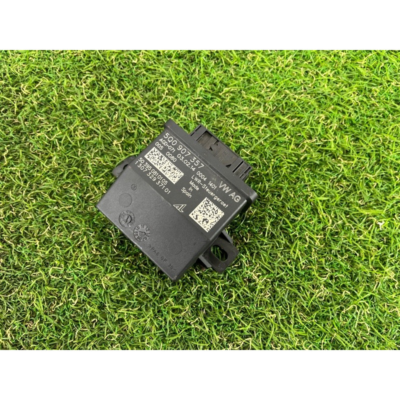 Блок управления корректором фар (электрика / блок управления) AUDI A3 8V 2018 2.0 CZRA 5Q0907357Z00